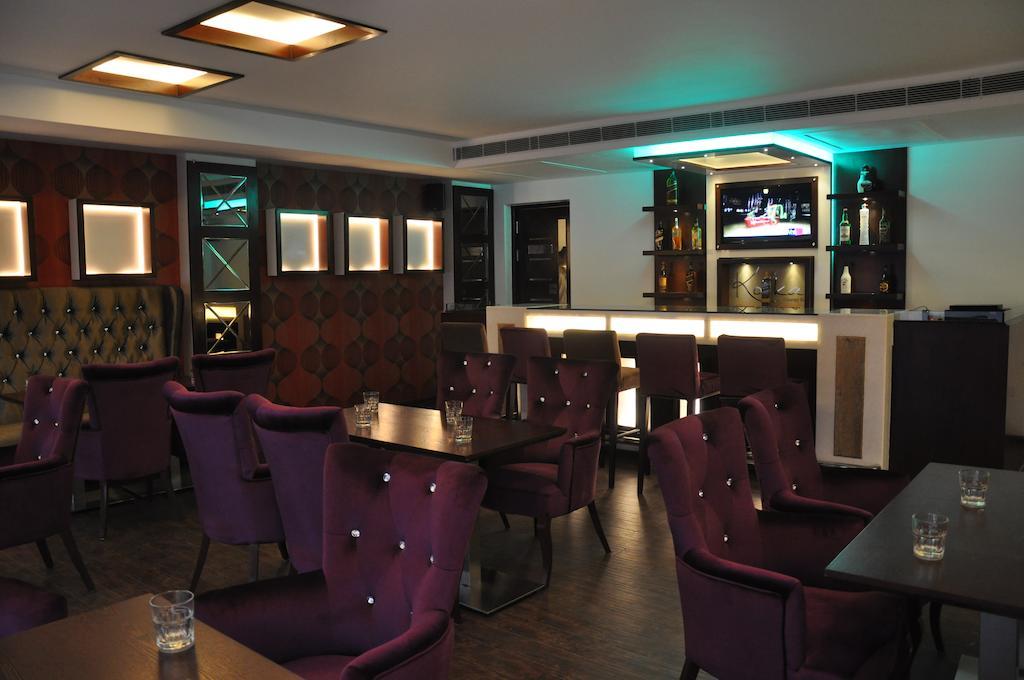 Hotel Prem Plaza Karnāl Esterno foto